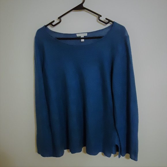 Eileen Fisher Sweaters - EILEEN FISHER BLUE LONG SLEEVE SCOOP NECK SWEATER
